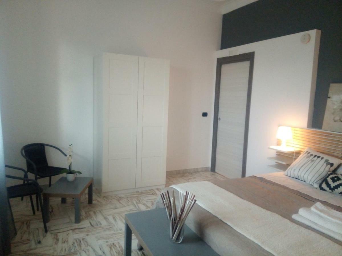 Up&B Rooms Catania 马斯卡卢恰 外观 照片