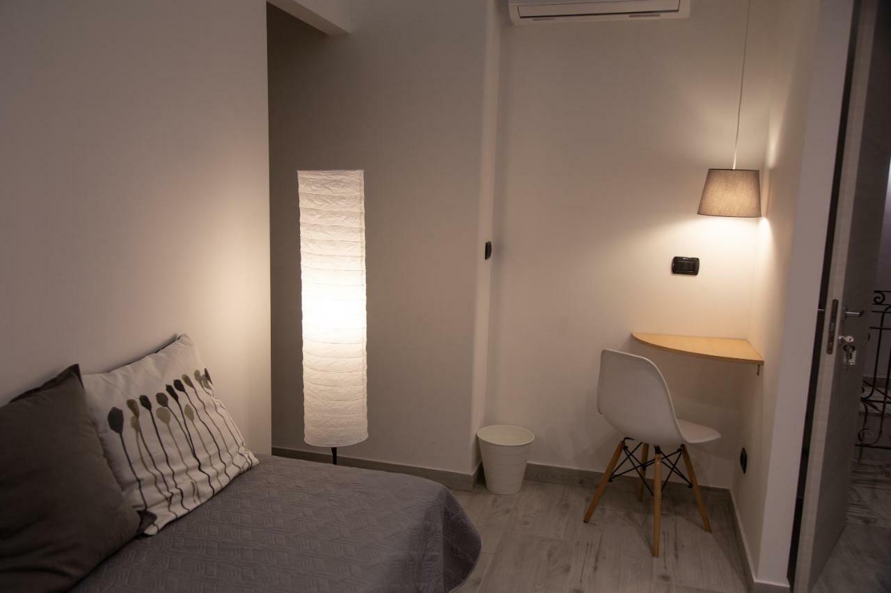 Up&B Rooms Catania 马斯卡卢恰 外观 照片